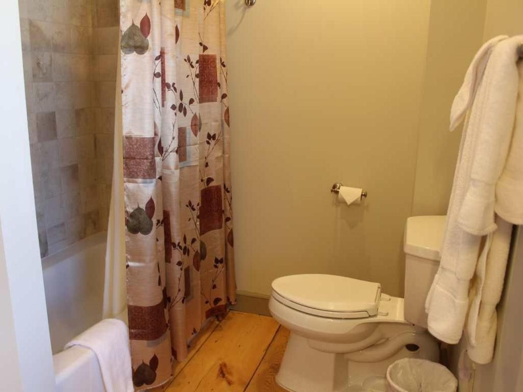 Bark Eater Inn Keene Habitación foto